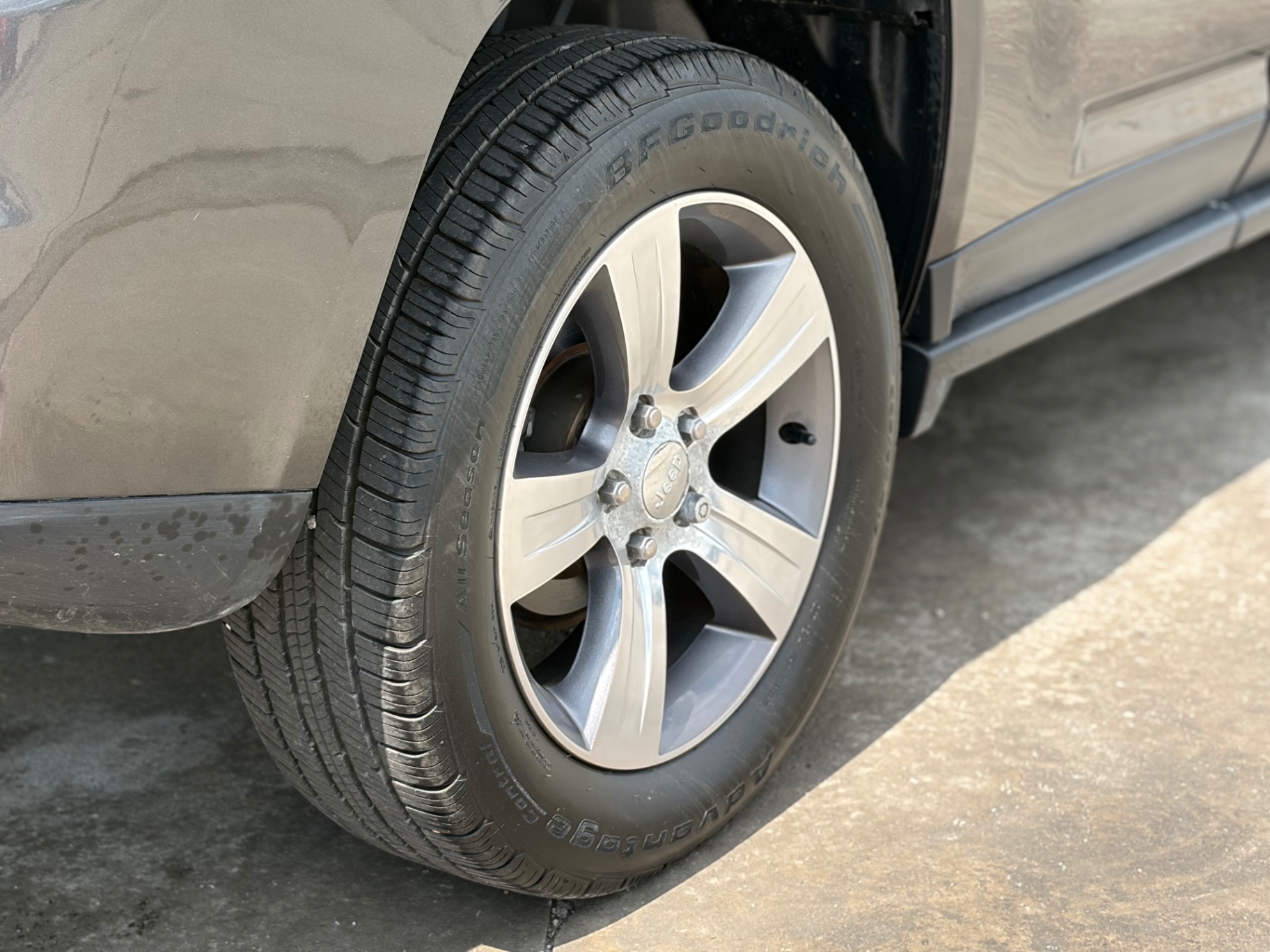 Car Image 11