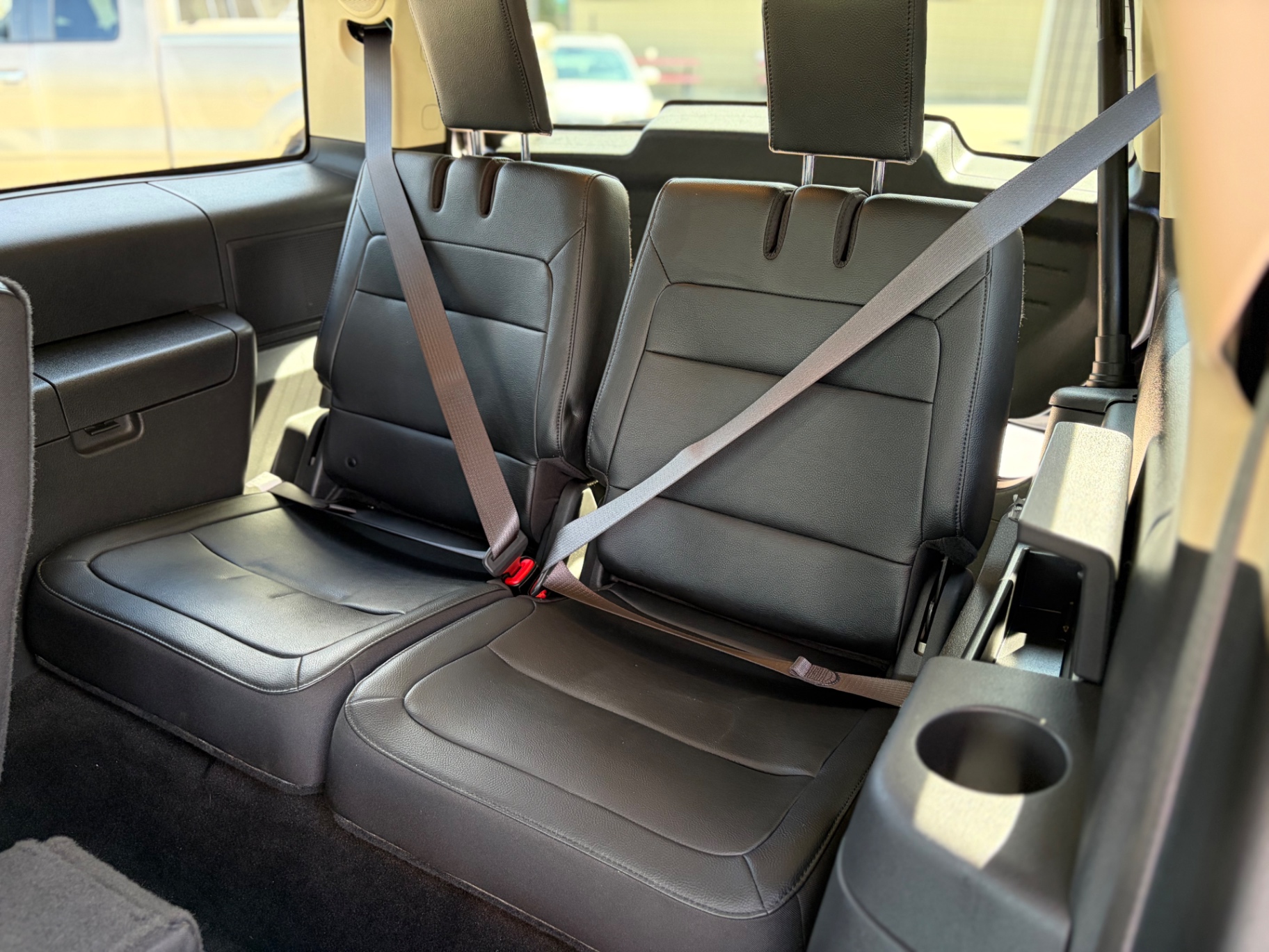 Car Image 16